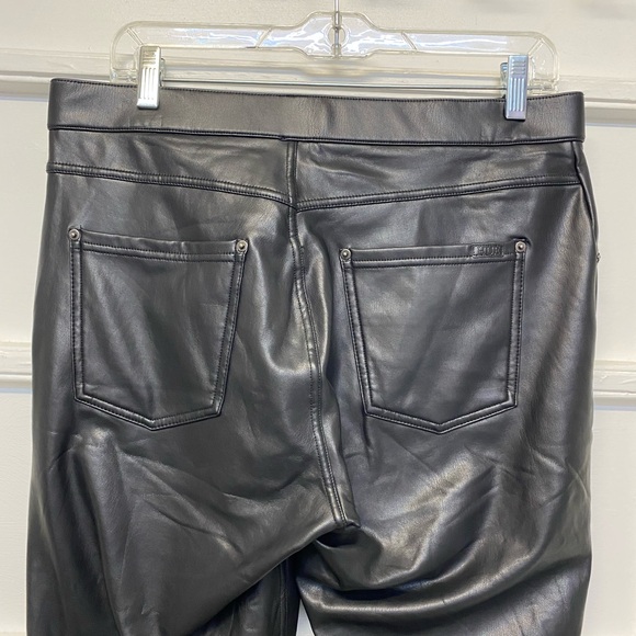 HUE Faux Leather Suede Lining Taper Leg Legging/Pant stretch pull on women’s L - Picture 9 of 13